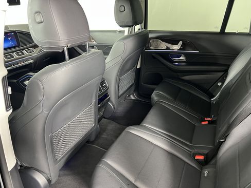 Certified 2024 Mercedes-Benz GLS 450 4MATIC image 21