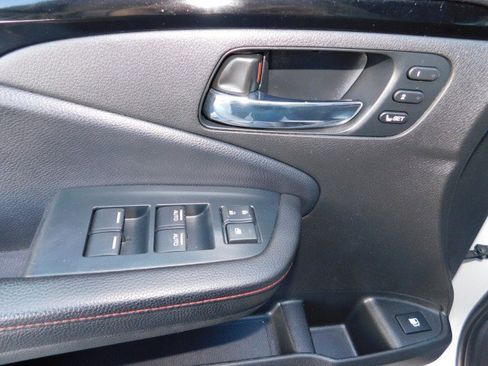 Used 2023 Honda Ridgeline Black Edition image 17