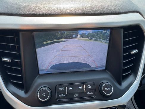 Used 2019 GMC Acadia SLT AWD/4WD image 19