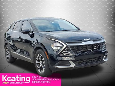 Used 2023 Kia Sportage EX image 3