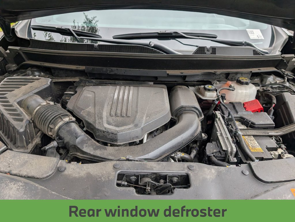 Used 2025 Chevrolet Traverse LT AWD/4WD image 14