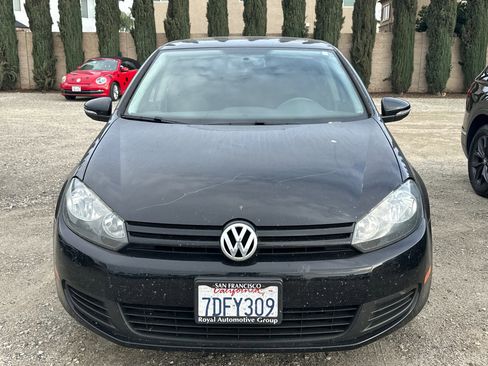 Used 2013 Volkswagen Golf 4-Door image 5