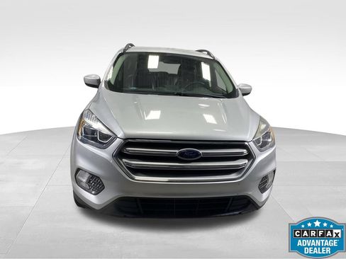 Used 2019 Ford Escape SEL AWD/4WD image 2