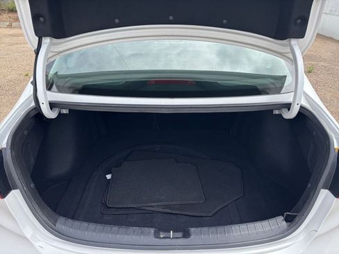 Used 2024 Kia Forte LXS FWD image 29