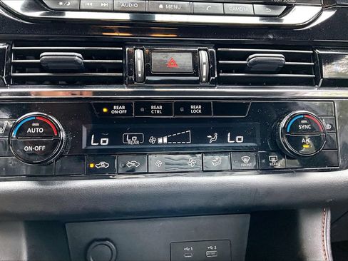 Used 2025 Nissan Pathfinder Rock Creek AWD/4WD image 25