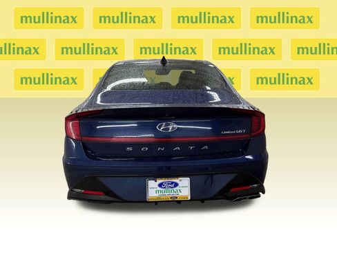 Used 2022 Hyundai Sonata Limited w/ Cargo Package FWD image 7