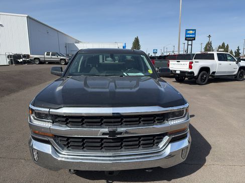 Used 2018 Chevrolet Silverado 1500 LT w/ All Star Edition image 2