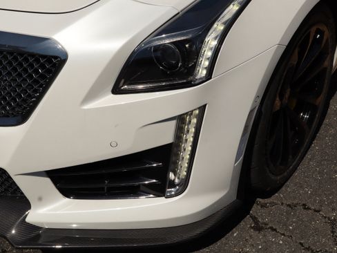 Used 2016 Cadillac CTS V w/ Carbon Fiber Package RWD image 11