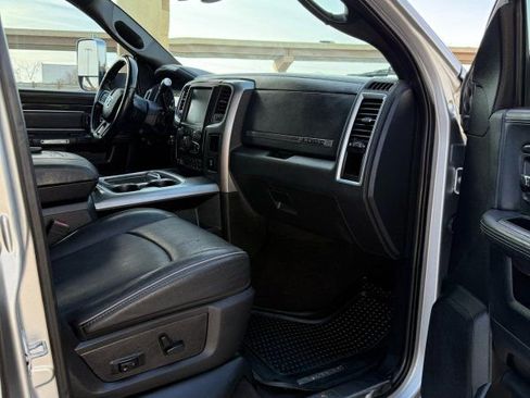 Used 2016 RAM 3500 Laramie Longhorn image 15