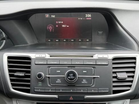 Used 2015 Honda Accord LX image 25
