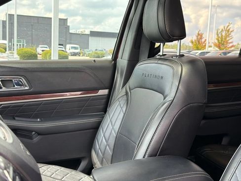Used 2018 Ford Explorer Platinum AWD/4WD image 14