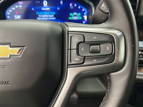 Used 2024 Chevrolet Silverado 1500 LT AWD/4WD image 20