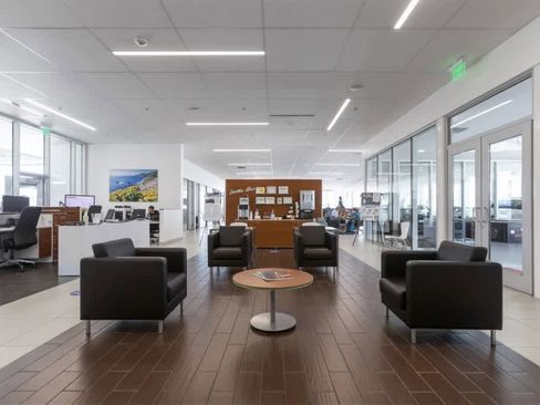 Used 2024 BMW X6 M Competition w/ Executive Package image 40