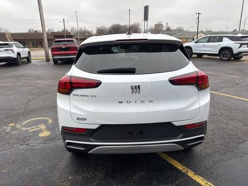 Used 2025 Buick Encore GX Preferred image 6