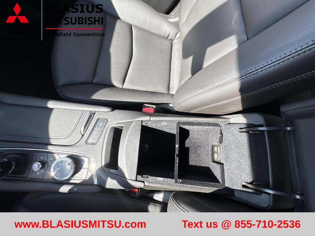 Used 2024 Cadillac XT6 Luxury AWD/4WD image 29