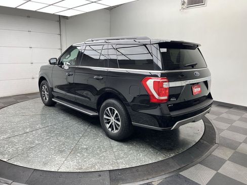 Used 2020 Ford Expedition XLT w/ Equipment Group 202A AWD/4WD image 32