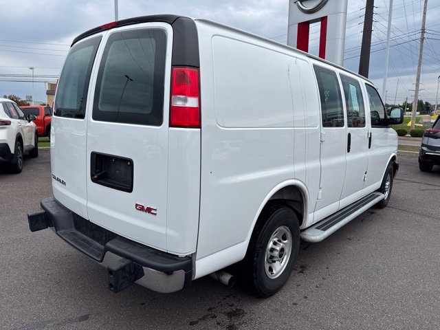 Used 2025 GMC Savana 2500 w/ Driver Convenience Package RWD image 5
