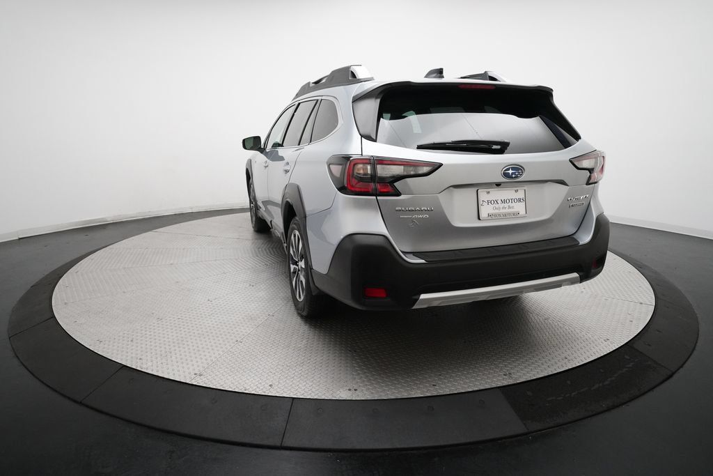 Certified 2025 Subaru Outback Touring AWD/4WD image 35