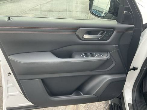 New 2026 Nissan Armada PRO-4X AWD/4WD image 27