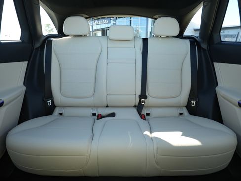 New 2026 Mercedes-Benz GLC 300 4MATIC image 32