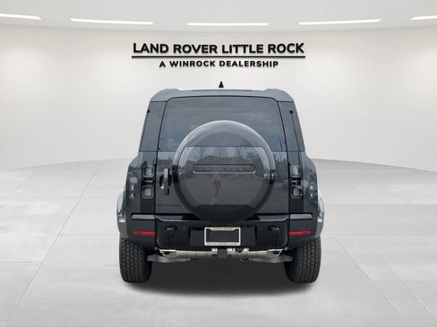 New 2026 Land Rover Defender 110 S image 7