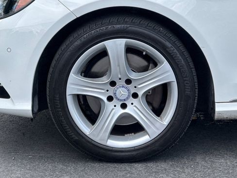 Used 2014 Mercedes-Benz E 350 4MATIC Sedan image 38