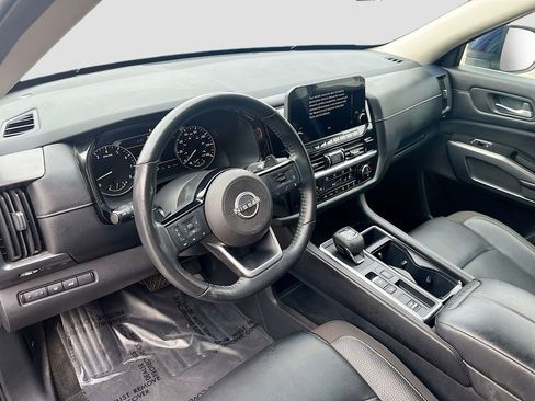 Used 2022 Nissan Pathfinder SL FWD image 9