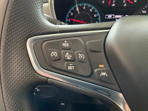 Used 2021 Chevrolet Equinox LS AWD/4WD image 13