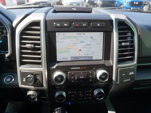 Used 2019 Ford F150 Platinum w/ Equipment Group 701A Luxury AWD/4WD image 24