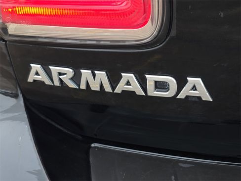Used 2018 Nissan Armada SL w/ Premium Package image 13