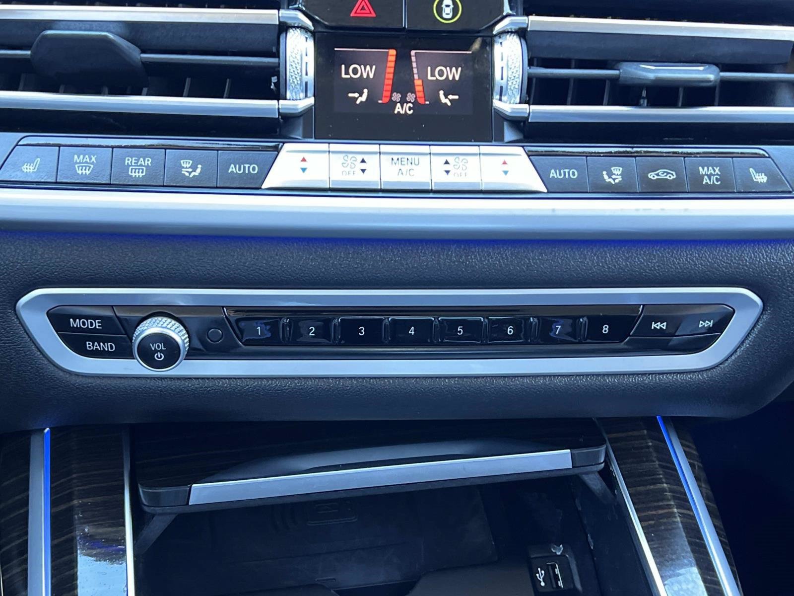 Used 2019 BMW X7 xDrive40i w/ Premium Package AWD/4WD image 34