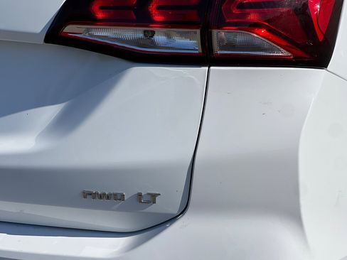 Used 2024 Chevrolet Equinox LT image 23