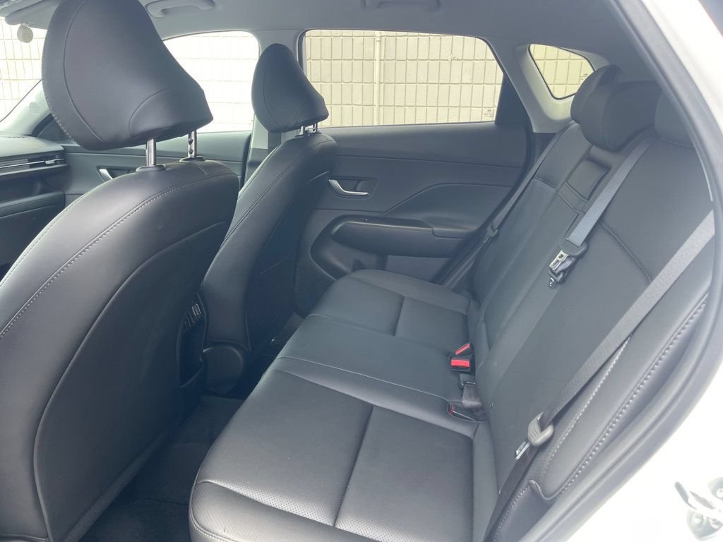 Used 2026 Hyundai Kona SEL Premium FWD image 11