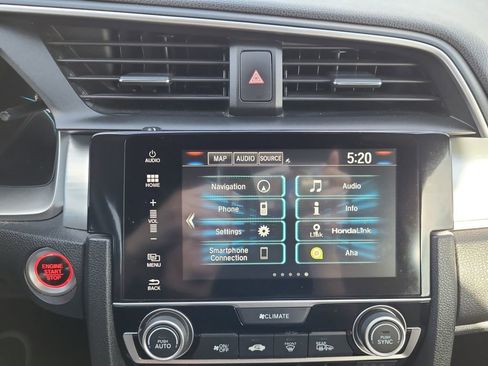 Used 2016 Honda Civic Touring image 19