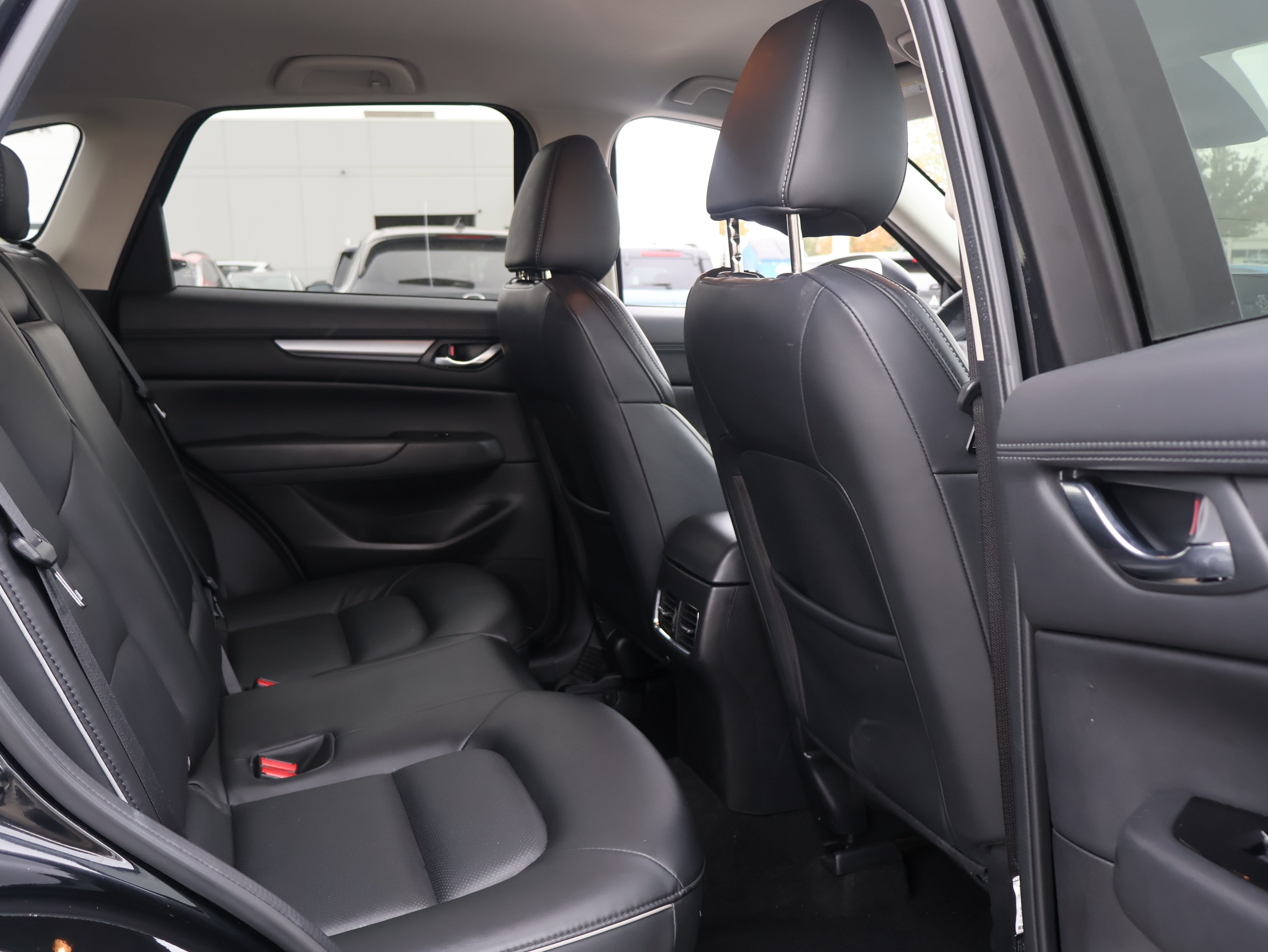 Used 2025 MAZDA CX-5 AWD 2.5 S w/ Select Package image 8