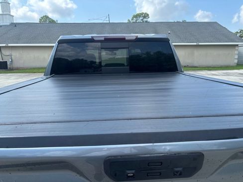 Used 2021 GMC Sierra 1500 SLT w/ SLT Premium Plus Package AWD/4WD image 7
