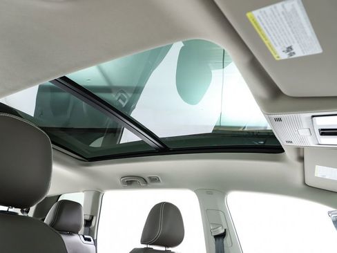 New 2026 Volkswagen Atlas SEL image 76