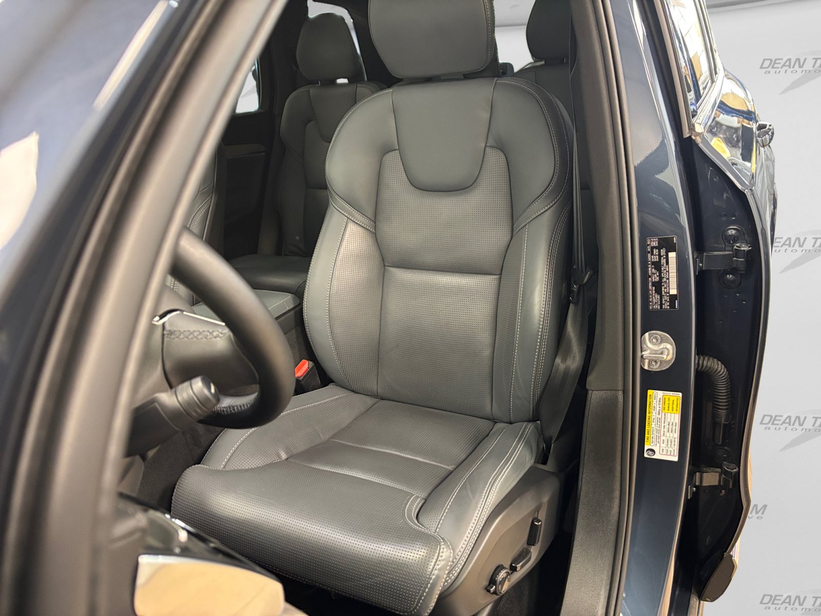 Used 2024 Volvo XC90 B6 Ultimate w/ Protection Package Premier AWD/4WD image 20