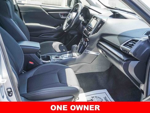 Used 2024 Subaru Forester Premium AWD/4WD image 12