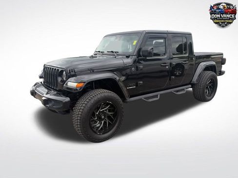 Used 2021 Jeep Gladiator Overland AWD/4WD image 2