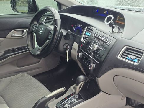 Used 2014 Honda Civic LX image 18