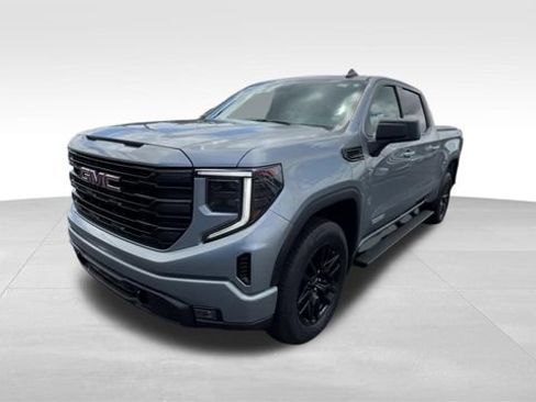 Used 2024 GMC Sierra 1500 Elevation AWD/4WD image 2