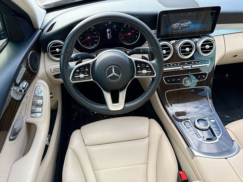 Used 2019 Mercedes-Benz C 300 Sedan image 16
