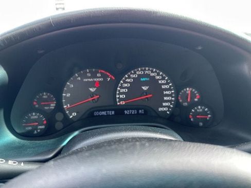 Used 1997 Chevrolet Corvette Coupe w/ Memory Pkg image 15