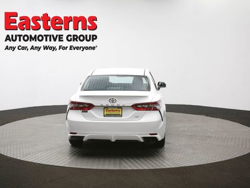 Used 2024 Toyota Camry SE image 37