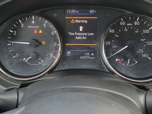 Used 2022 Nissan Rogue Sport S image 17