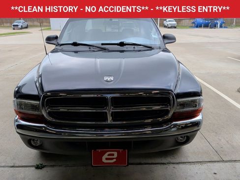 Used 2004 Dodge Dakota SLT w/ PWR Convenience Group image 2