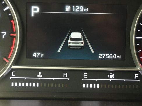 Certified 2023 Kia Sorento S w/ Panoramic Sunroof Package image 16