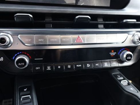 Used 2024 Kia Telluride SX Prestige X-Line image 21