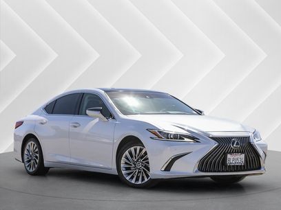 Used 2019 Lexus ES 350 w/ Accessory Package 2